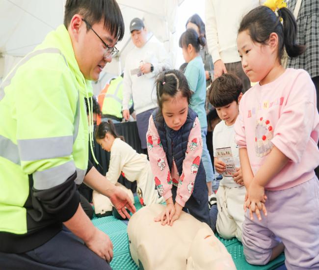 한국마사회, 고용노동부 합동 안전 페스티벌